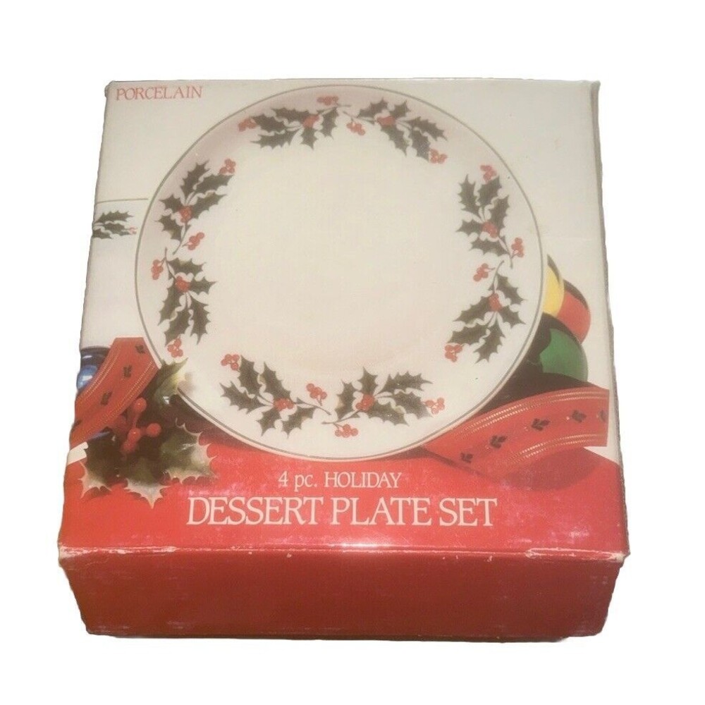 Vintage Alco Holiday Holly Dessert Plates Set of 4 New Old Stock Christmas Rare
